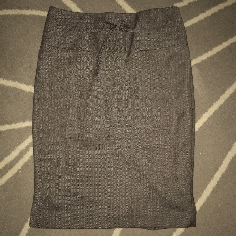 The Limited Pencil Skirt